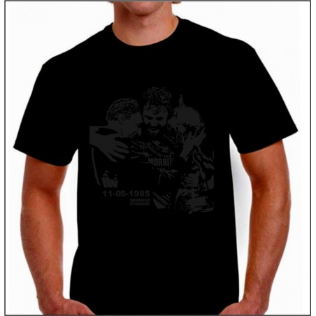 Trophy Winners Hug T-Shirt Trophy Winners Hug T-Shirt