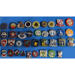 NATIONAL LEAGUE BADGES 2025-2026